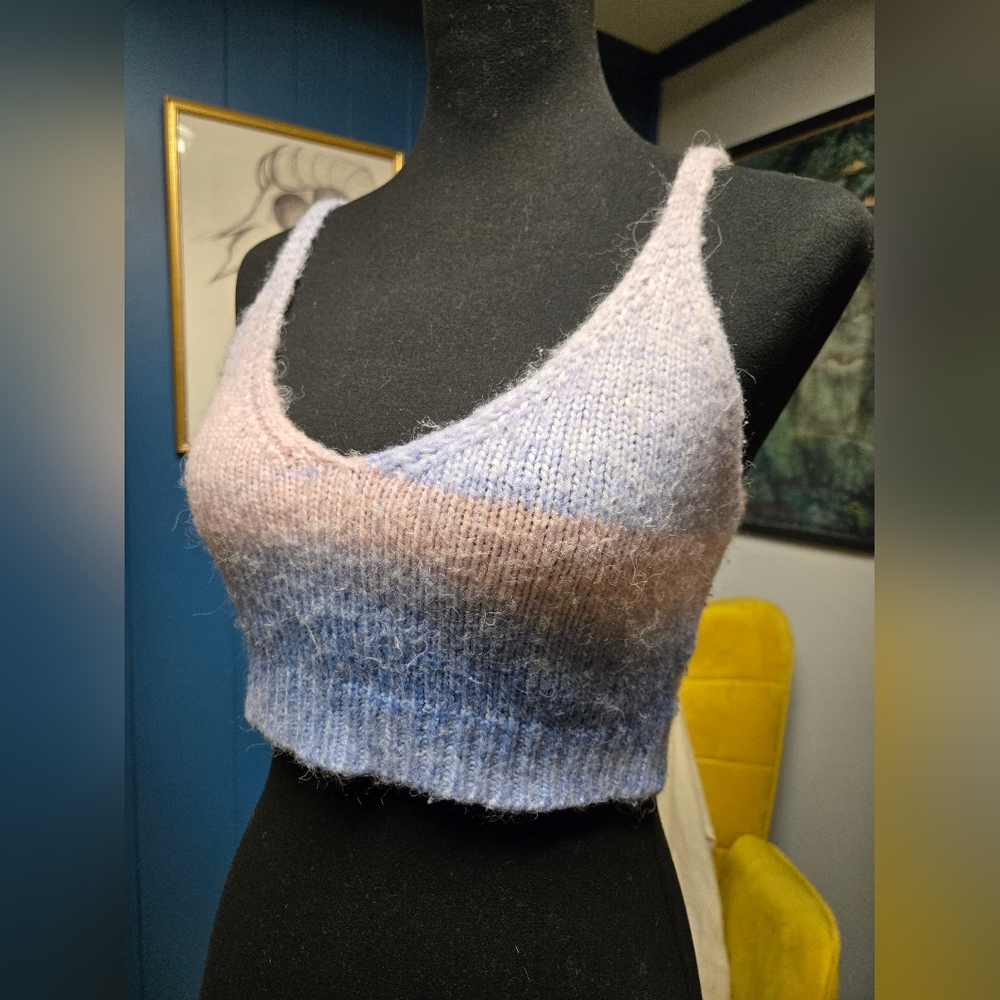 Shein Fuzzy Crop Tank Size S - Picture 3 of 8